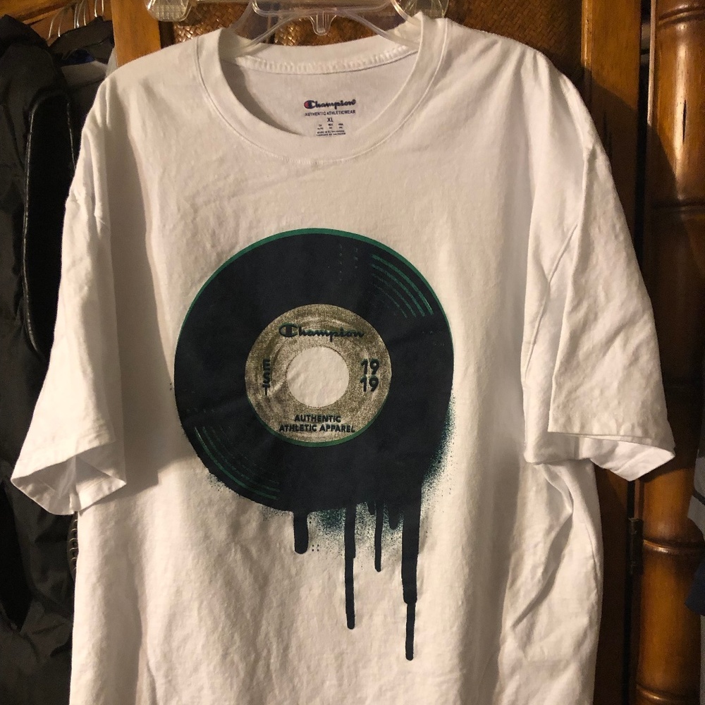 MEN OR WOMEN'S T-SHIRT.....